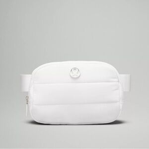 Lululemon Wunder Puff Belt Bag